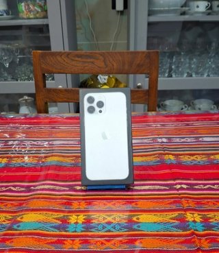 Scatola iPhone 13 Pro Max Bianca