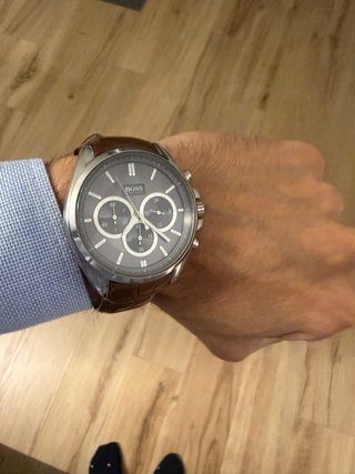 Reloj Hugo Boss con correa de piel