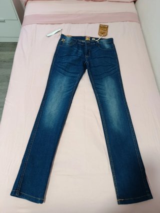 TALLA 16. Pantalón Vaquero Lois Junior
