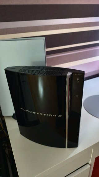 Consola PlayStation 3 (PS3) Fat 80GB+ Metal Gear 4
