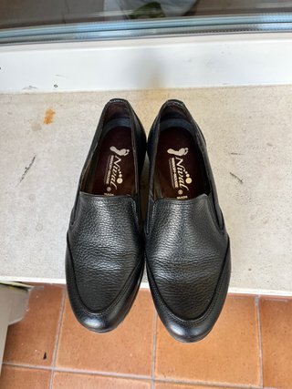 Zapatos Negros Piel marca Nival Talla 35