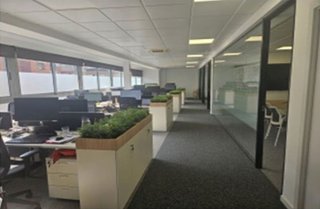 Oficina en alquiler en Les Corts en Barcelona