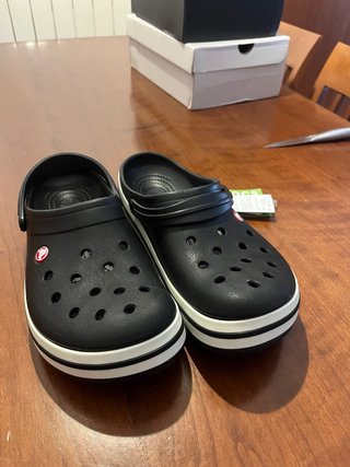 Crocs Negras