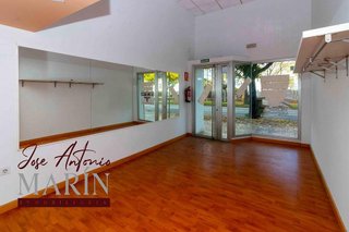 Local comercial en venta en Maria Auxiliadora - Barriada LLera en Badajoz