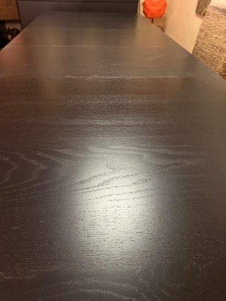 Mesa extensible IKEA negra y sillas de regalo