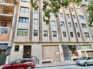 Local comercial en alquiler en Santo Tomás en Ávila