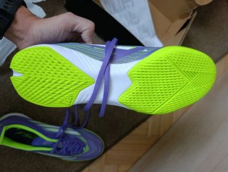 Zapatillas Adidas F50 Fútbol Sala y Espinilleras
