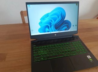 Portátil HP Pavilion Gaming 16 color negro