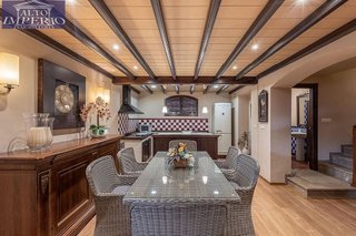 Chalet en venta en Ogíjares