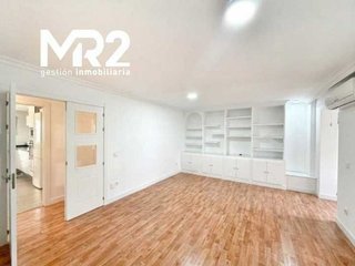 Piso en alquiler en El Mayorazgo - El Limonar en Málaga