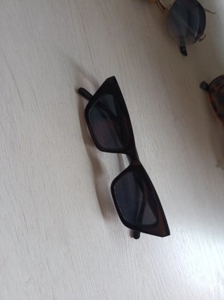 Gafas de sol negras