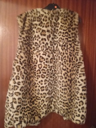 Chaleco con estampado animal