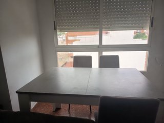 Mesa de Comedor Ampliable y 3 Sillas