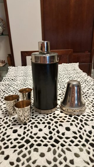 Set da viaggio vintage per liquori