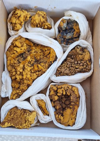Lote de 7 piezas de Limonita
