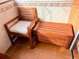 Silla y Baúl de Madera para Terraza