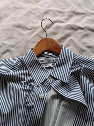 Camisa Zara Rayas Azul y Blanca Talla S