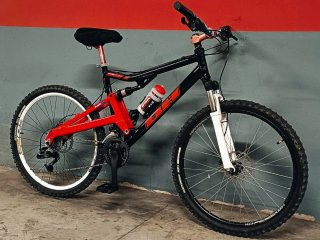 BICICLETA MONTAÑA 26 MARCA BH DESCENSO TALLA (L)