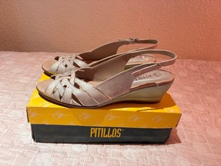 Sandalias Pitillos Beige