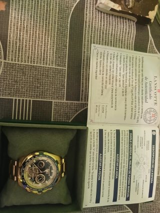 Reloj Lanscotte banqdo en oro 1 lei