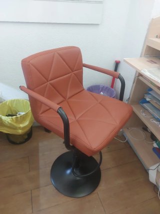 Silla Taburete con Reposabrazos nueva