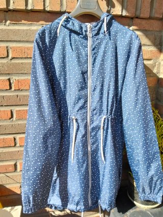 Chubasquero Parka Azul con Estampado