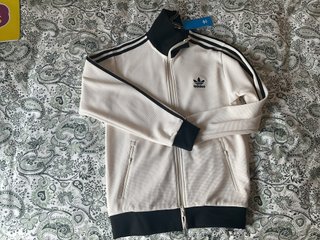 Chaqueta Adidas Nueva