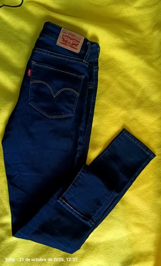 Vaqueros Levi's 721 High Rise Skinny