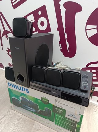 Conjunto Home Cinema philips hts3020-12 (sin uso)