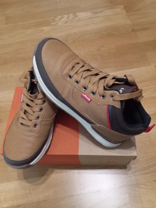 Botines Levi's Marrones