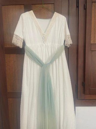 Vestido de comunión blanco roto, talla 16