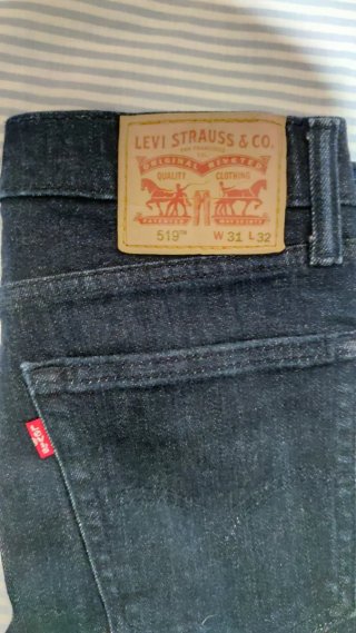 Vaqueros Levi's 519 W31 L32