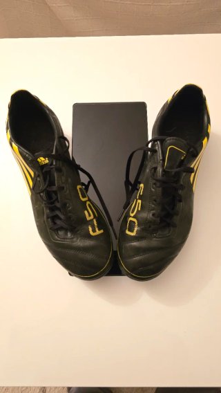 Botas de fútbol adidas F50
