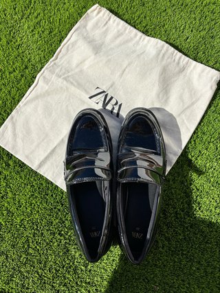 Mocasines ZARA Charol Negro Talla 39