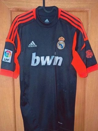 Camiseta Adidas Real Madrid Negra 2011/2012...