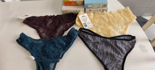 Lote de 4 Tangas Talla M.Colores variados.calidad.