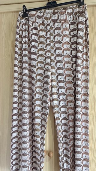 Pantalones Estampados Curvy de licra fria.
