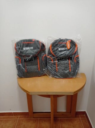 2 Mochilas Basic-Fit