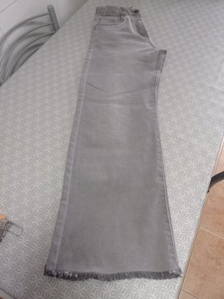 Pantalón Gris de Chica