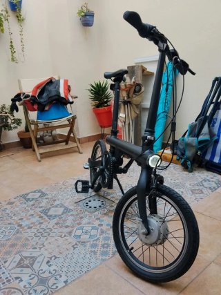 Bicicleta Eléctrica Plegable Negra