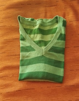 Camiseta de manga larga a rayas verdes calentita