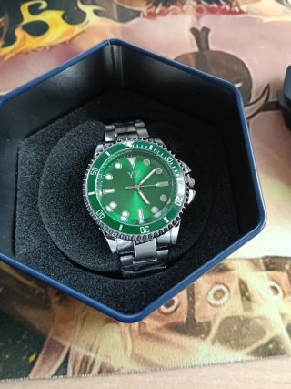Reloj de Pulsera Verde y Plateado