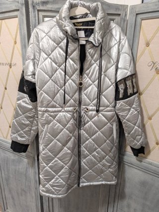 Parka Tatu Plateada Acolchada