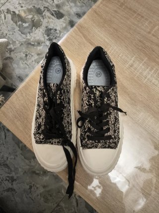 Zapatillas Estampadas Talla 40