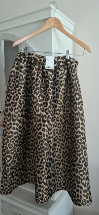 Falda Midi Estampado Animal Zara