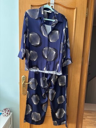 Conjunto Zara Blusa y Pantalón Estampado