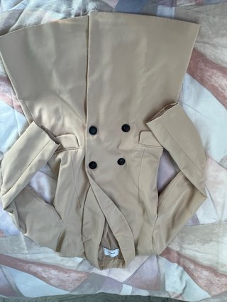 Chaqueta Vestido Stradivarius Beige