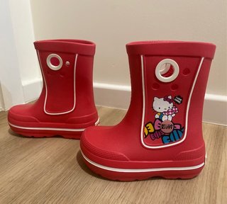 Galochas Crocs Hello Kitty Vermelhas Tam 25/26
