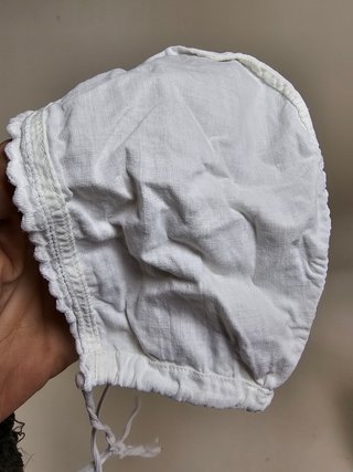 Antigua Capota de Encaje para Niña o Muñeca