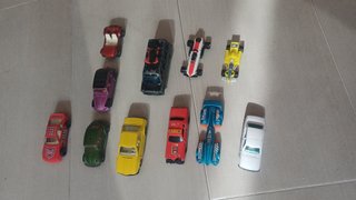 Lote de 10 coches de juguete antiguos